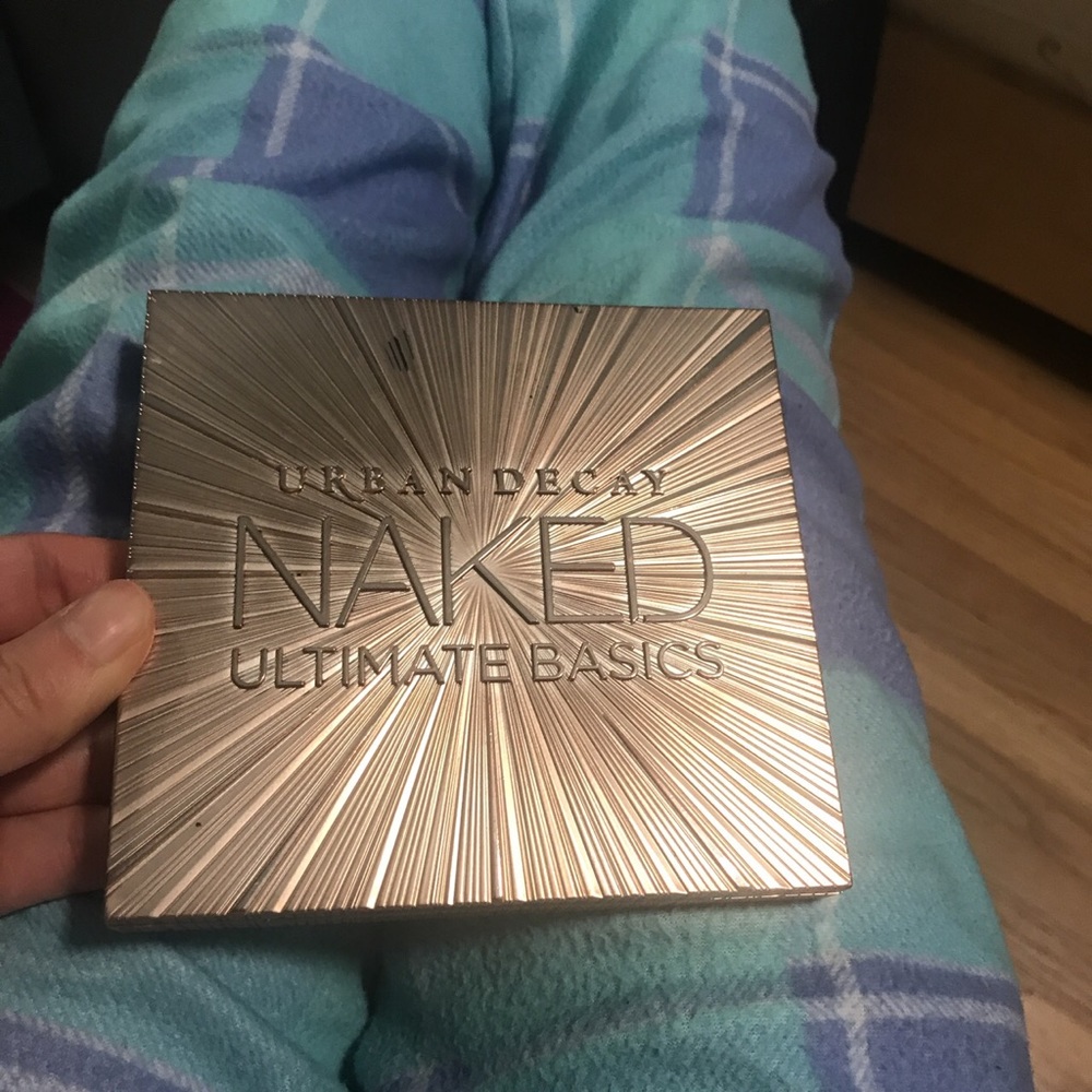 Urban Decay Naked Ultimate Basics Palette